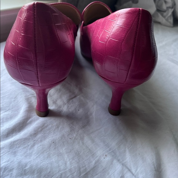 Kitten heel hot pink loafer style NWT sz 9.5 - Picture 6 of 13